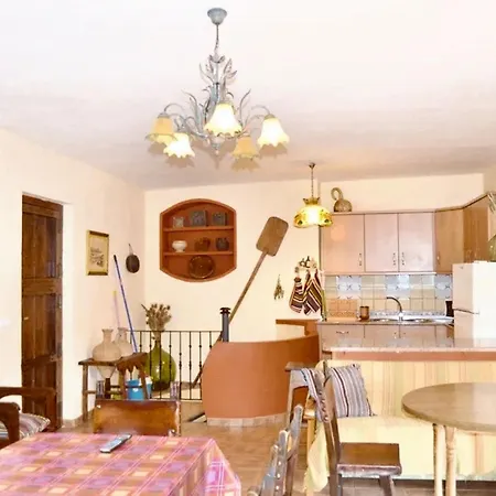 Charming House With Mountain View In + Garden *
