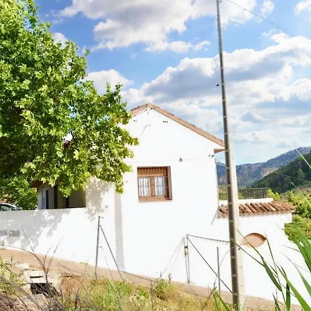 Charming House With Mountain View In + Garden Prázdninový dům Siles