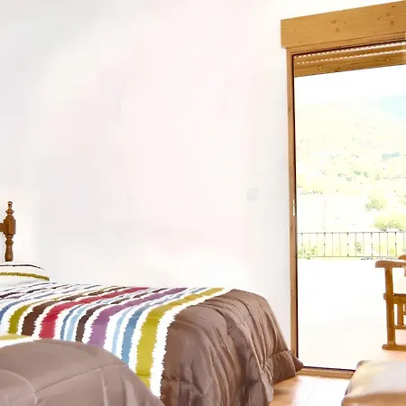 Charming House With Mountain View In + Garden Siles